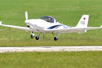 Charter Aquila A210