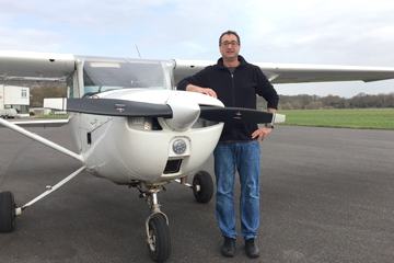 Frank fliegt solo