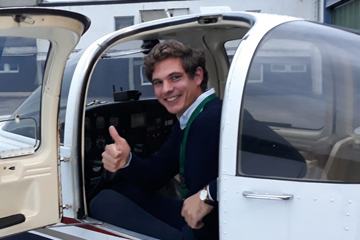 Philipp fliegt solo
