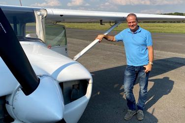 Udo fliegt solo