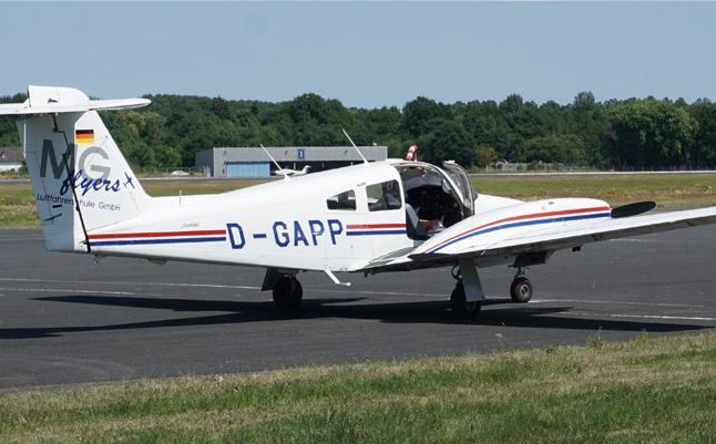 Piper PA 44